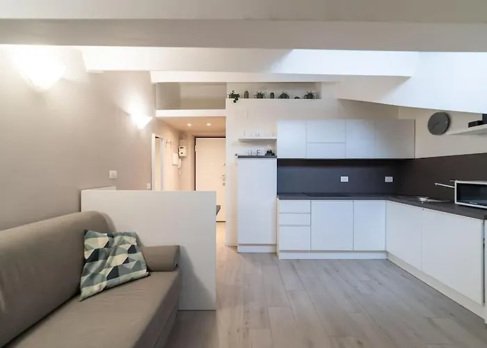 Apartment Intrho Flat Porta Romana *